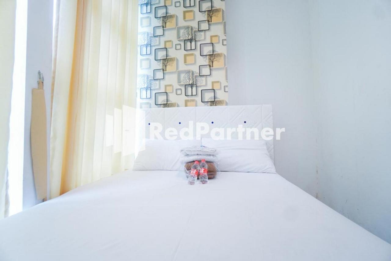 Eascot Hotel Mitra Reddoorz Cakarta Dış mekan fotoğraf